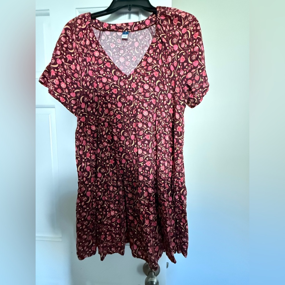 Old Navy Pink and Burgundy Floral Dress